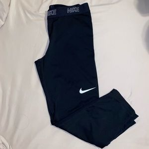 Black Nike Capri Leggings